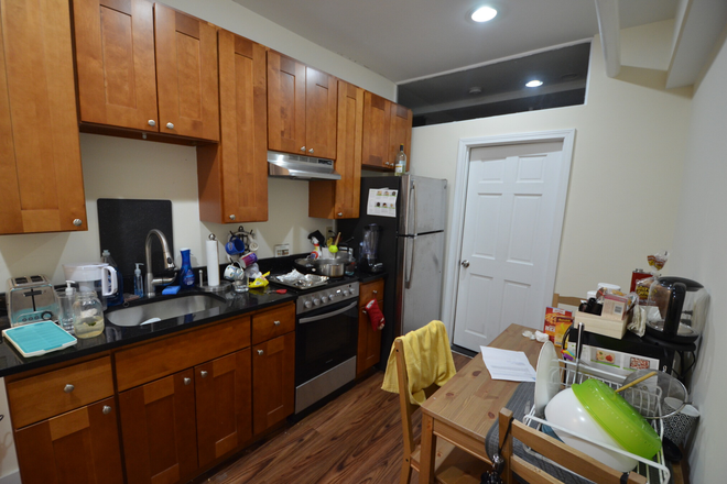 Kitchen - Spacious Basement 4 Bed on Peterborough St -- $4,800 *CONTACT ZEB (401)473-8562* Apartments