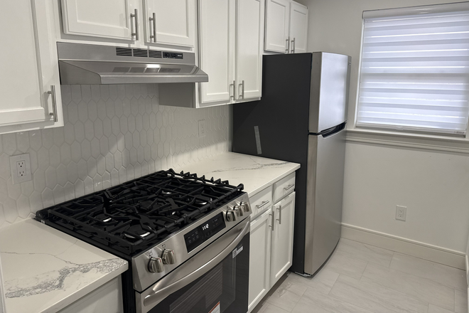 Kitchen; new appliances - 2 Bedroom Apartment on Golf Course, close to campus