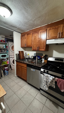 Kitchen - Sublease 3 Mins from Northeastern! Apartments