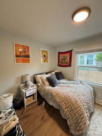 Bedroom - New/modern home close to campus and Pearl St.