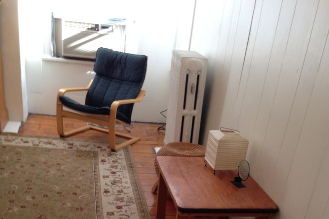 Bedroom - Furnished room-Park Pl-Princeton Duplex