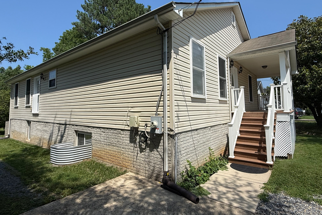 Front Entrance - 5102 Pierce Ave. House