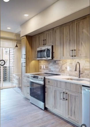 Kitchen - Bright studio apartment in East Boulder - Lease takeover or sublet available!