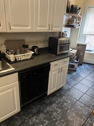 LIVING - SPACIOUS 2 BED AVAILABLE 8/1/25! Apartments
