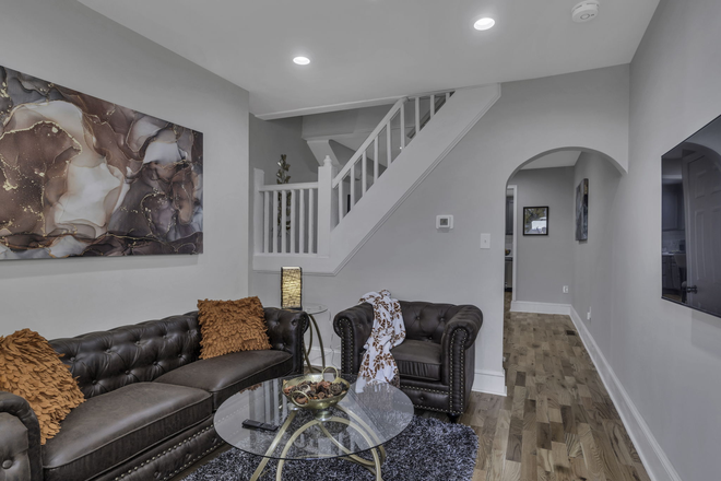 Living room - Experience the Charm of Charm City! Townhome