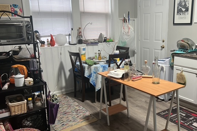 Xlarge, eat-in Kitchen, fully equipped - Shared Furnished Apartment Fabulous Location for Case, UH, Clinic, Museums, VA