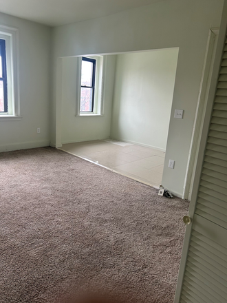 Bedroom on top floor - 2 Family house with top triplex available for rent