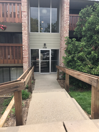 Outside Entrance - Summit view Condo