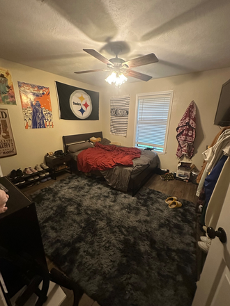 Bedroom - 1006 Holleman Dr