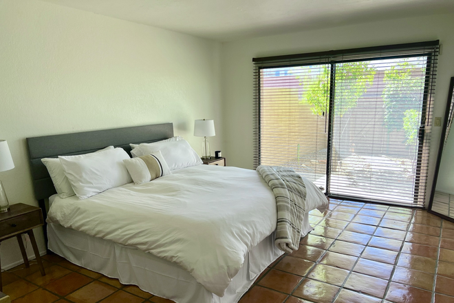 Primary bedroom - Furnished 3-BR Tucson home - Mtn Views Near UofA