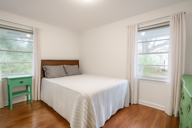 Twilight Room (headboard updated w/ AI - refer to 3D tour) - Furnished Room in House w/ Large Back Yard | Available Now or for Spring Semester