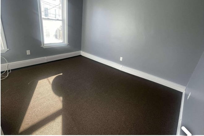 Bedroom - Large 3 bed 1 bath apartment, near campus Northeastern with free parking.