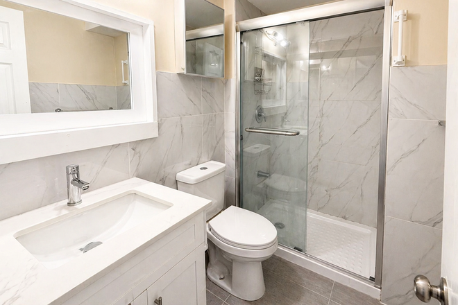 Bathroom - (FOR FEMALES) Unfurnished Private rooms for rent in a shared townhouse at Hainford Street