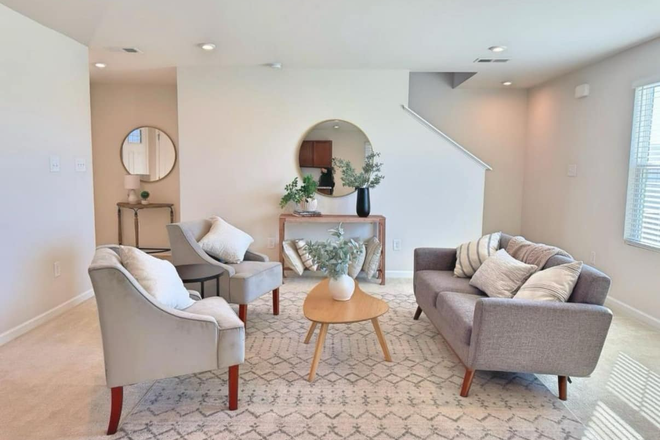 Living Room - Modern Townhome Near Liberty University | 3 Private Rooms + Bonus Den