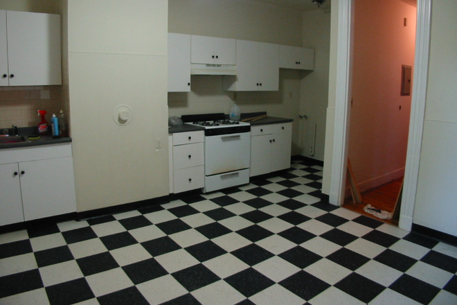 2 - 1 bed in conveniently located apartment near MIT