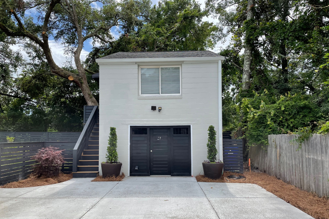 Exterior - 57 Avondale Avenue Apartment