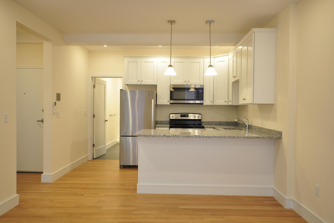 x - Gorgeous Beacon St 1 Bed Fenway Apartments