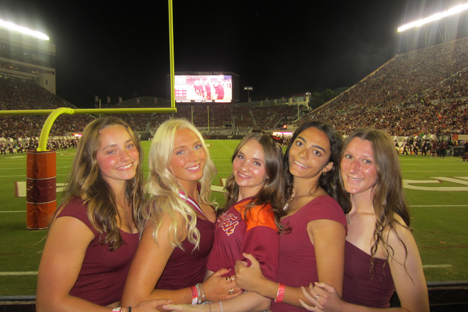 Roomates - BEDROOM FOR SUBLET — Brexx at Blacksburg | Aug 2026 – July 2027