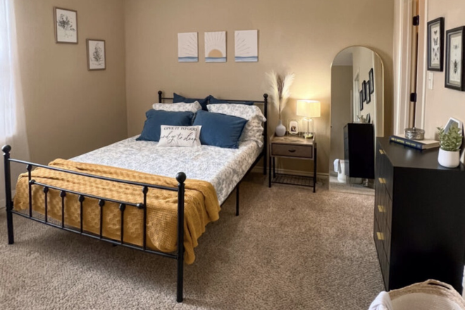 Bedroom - The Barracks 2x2 Townhome