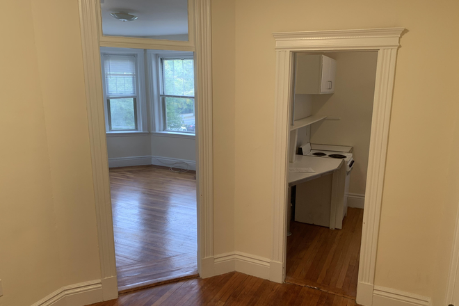 a - GOOD FIND Apartments