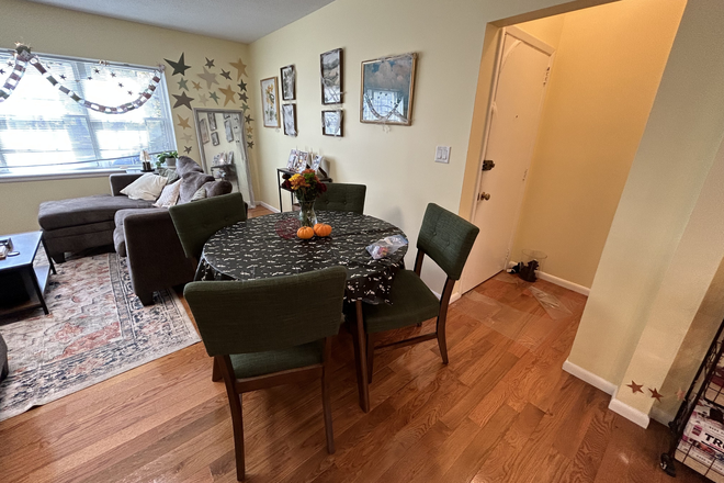 ** - **AVAILABLE 2026-27** NEWLY UPDATED 3-BEDROOM APARTMENT