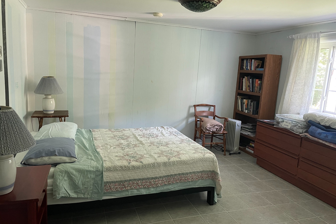 Photo - room with kitchen, laundry privileges House