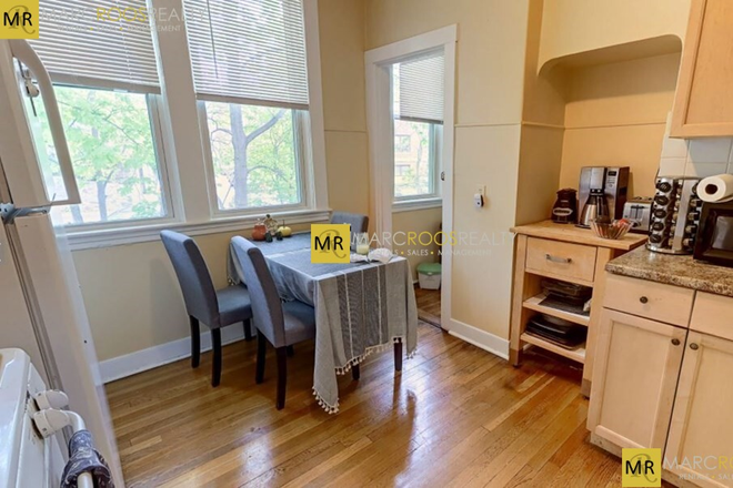 Kitchen - Strathmore Rd 3 Bed Brighton Apartments