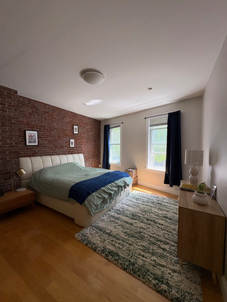 Bedroom - Room w/en-suite bathroom in beautiful apartment for mid-May to mid-August