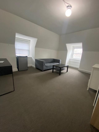 Private 2-room suite on 4th floor, with furnished private den - Tons of light, safe & secure -  2 rooms for rent in the very large 3 bedroom,  2-story shared unit