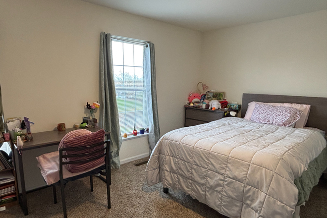 Bedroom - Redpoint West Lafayette Townhome