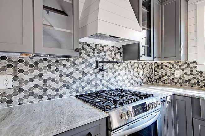 kitchen - 3 Bedroom Newly Renovated Home Walking Distance to MUSC Off Street Parking