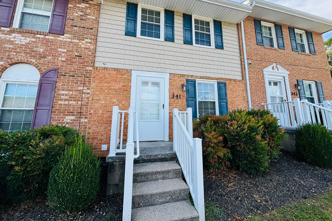  - 2 Bedroom, 1.5 Bath Townhouse