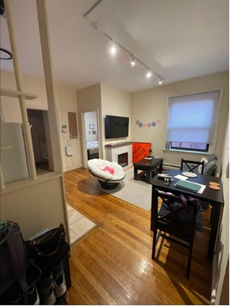 Living Space - Harvard Ave. Apartment