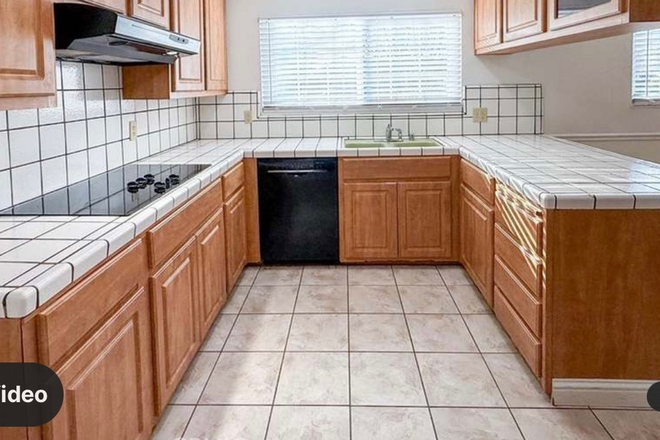 kitchen - North Merced Near Inshape City Room for Rent Close to Bus Stop House
