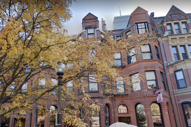 a - Small and cozy right on Newbury Street