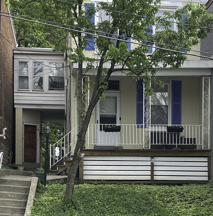 531 Riddle Rd. - 2 unit bldg. walk to UC - Walk to UC,  Super large updated, 1BR Apt. Hdwd. floors.  Near DAAP Upper Riddle Rd.