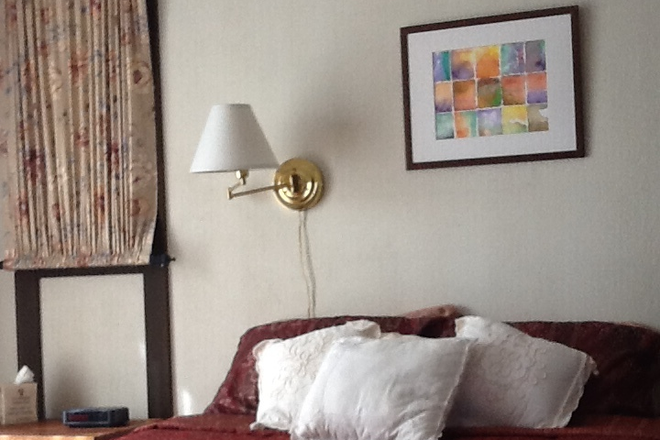 Bedroom with queen bed - 2 Bd. Furn., Utilities|wifi Inc., in Shared 2 Bd.  Apt. North Berk. Hills, Academic Year,SAFE, QUIET