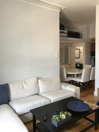 Hub Realty - Gorgeous 2 bedroom in stately building, in Back Bay Apartments