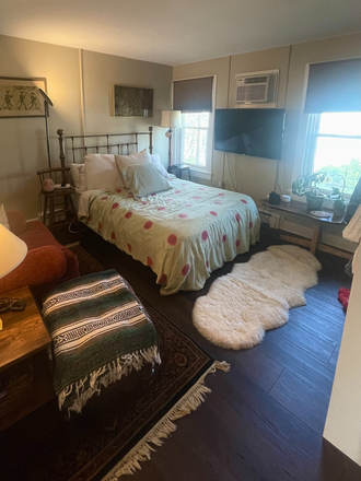 Bedroom - Unfurnished 1BR apt for 12 month lease