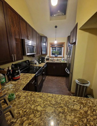 kitchen - Room in 3b house