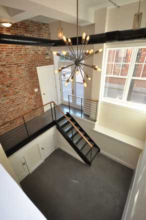 Call NOW for showings! 617-236-8600 - MASS AVE - LUXURY LOFT DUPLEX 3BR FOR *9/1/2025* W/ PRIMRY SUITE, 2 EQUAL BDRMS, 2 BATH, W/D IN UNIT