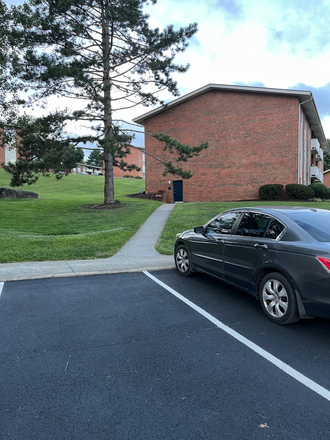 Outside street view - Windsor Hills Apartments