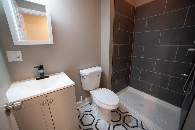 Bathroom - New Construction Luxury 3 Bed 3 Bath Unit On Great Block Apartments