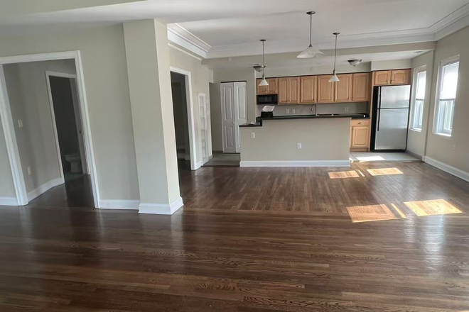 living room - park lane villa --Looking for one more female roommate at Park Lane Villa — private bathroom! Apartments