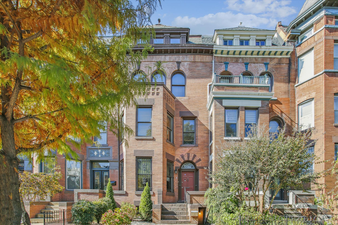 Front of house - Location Location Location! Apartments