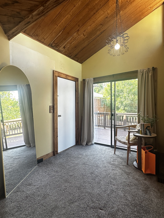 Entrance, Full Size mirror, access to porch, seating. - Sublease 1 Bedroom connected to walk-in closet, porch and bathroom House