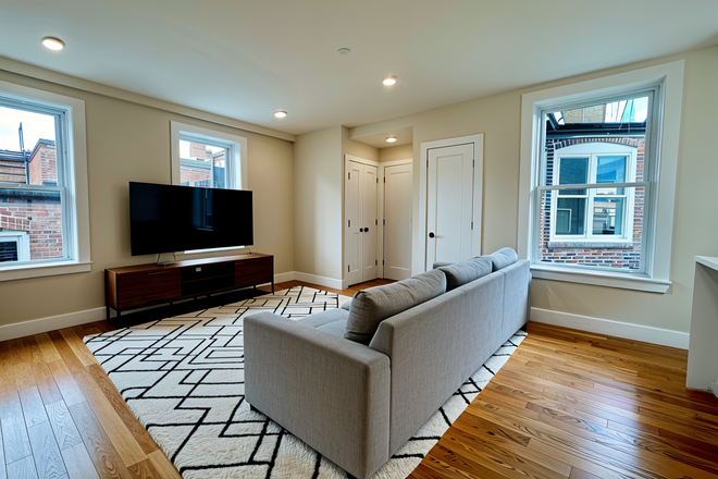 . - **NO BROKERS FEE!!!** STUNNING, NEW RENOVATION! 2 Bed / 1 Bath w/ LAUNDRY IN UNIT! Avail. 9/1/26!!!