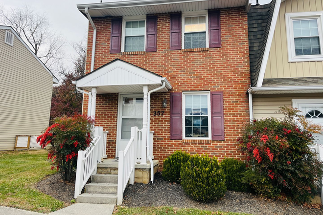  - 2 Bedroom, 1.5 Bath Townhouse