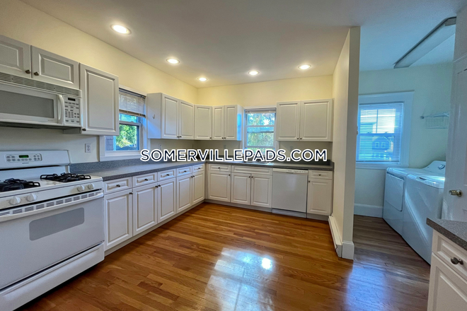 Kitchen - New Listing! 5 Bed 2 Bath on Conwell Ave. in Somerville! Close Proximity to Campus! Apartments