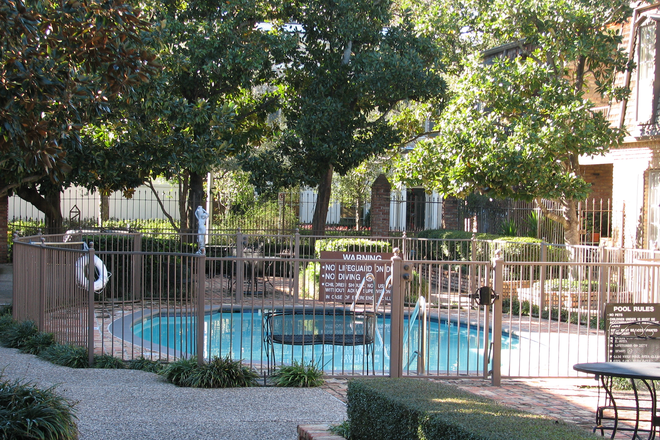 Pool aria - Fully furnished 2 bedroom two baths for rent
